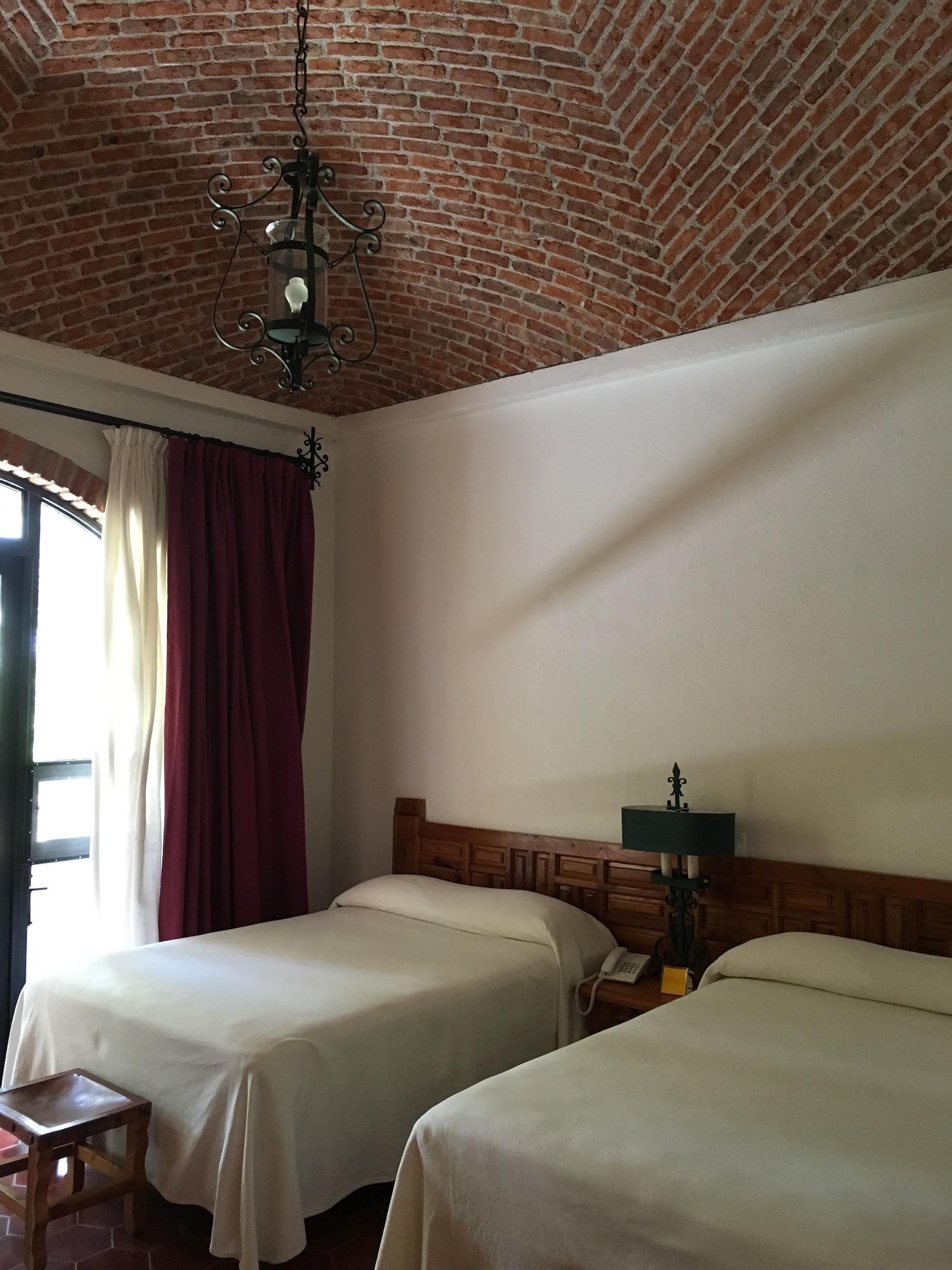 סאן מיגל דה אלנדה Rancho Hotel Atascadero מראה חיצוני תמונה