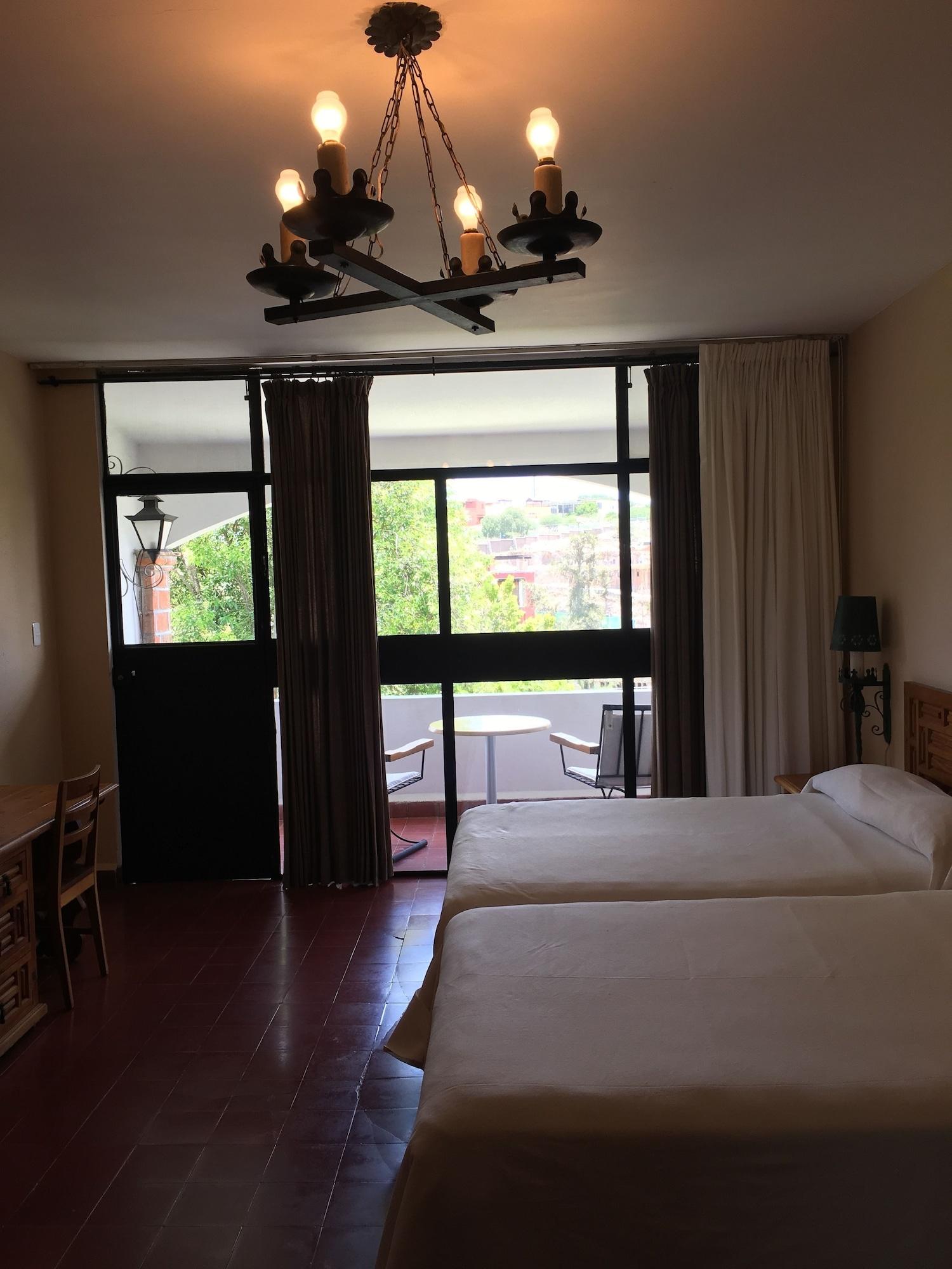 סאן מיגל דה אלנדה Rancho Hotel Atascadero מראה חיצוני תמונה