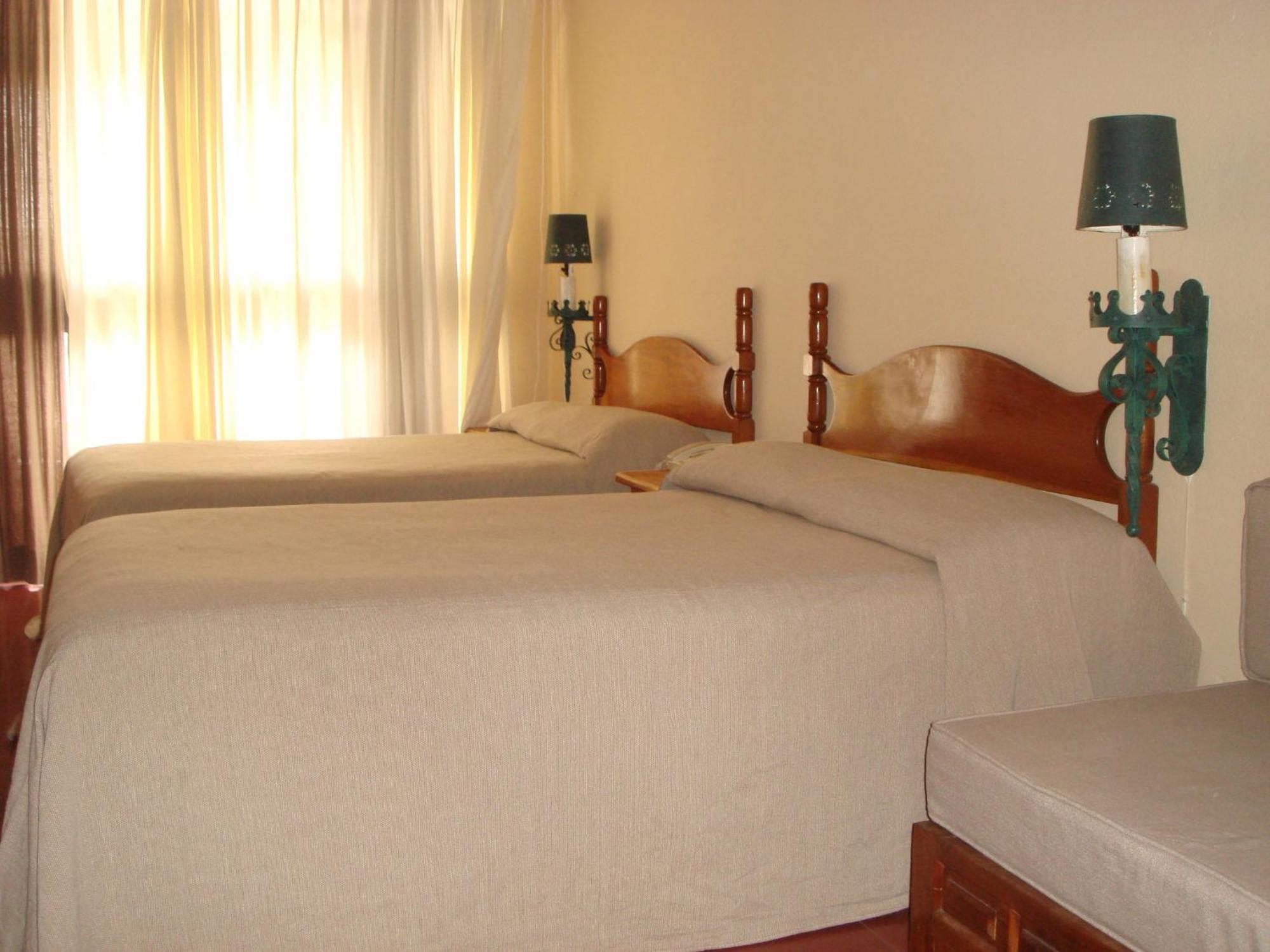 סאן מיגל דה אלנדה Rancho Hotel Atascadero מראה חיצוני תמונה