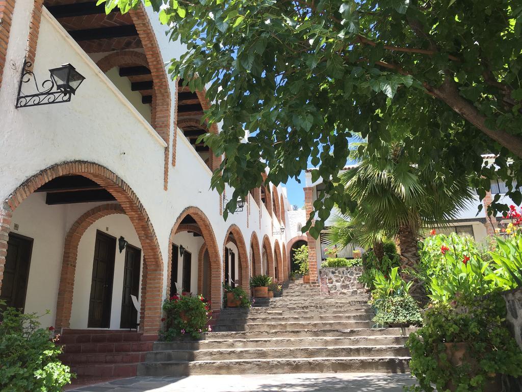סאן מיגל דה אלנדה Rancho Hotel Atascadero מראה חיצוני תמונה