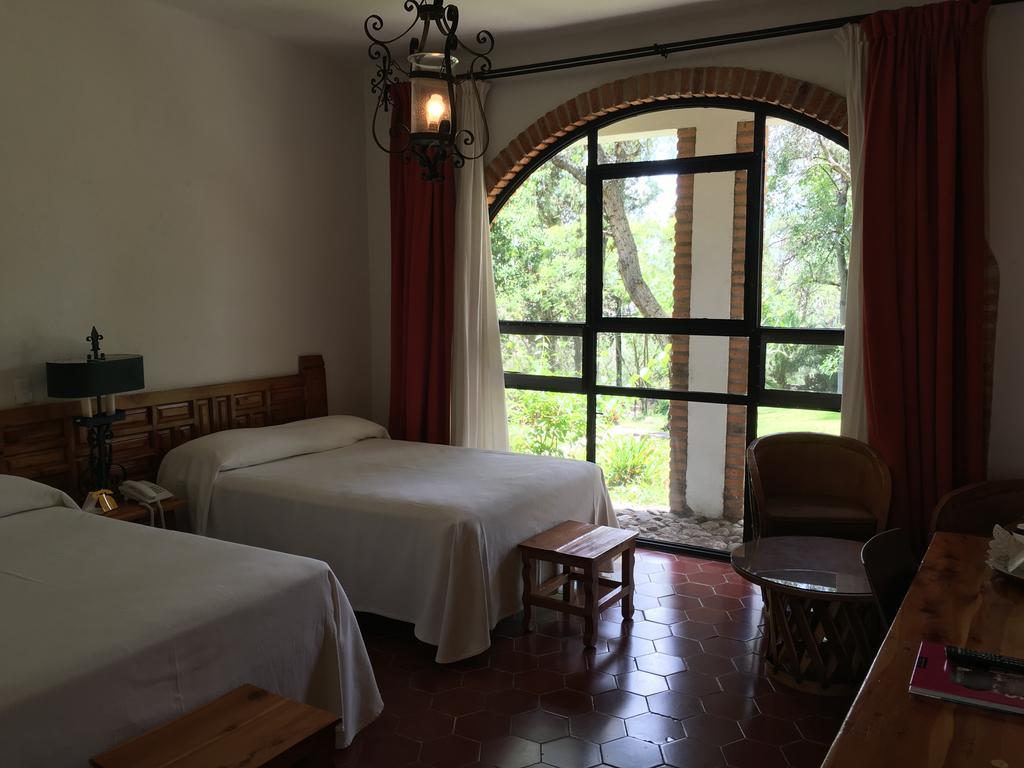 סאן מיגל דה אלנדה Rancho Hotel Atascadero מראה חיצוני תמונה